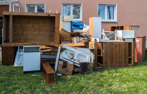 Best Junk Hauling Services  in Greenhills, OH